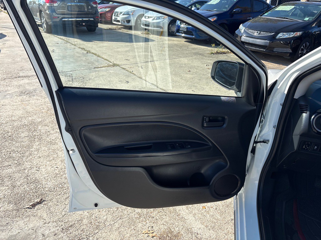 2020 Mitsubishi Mirage Image 14