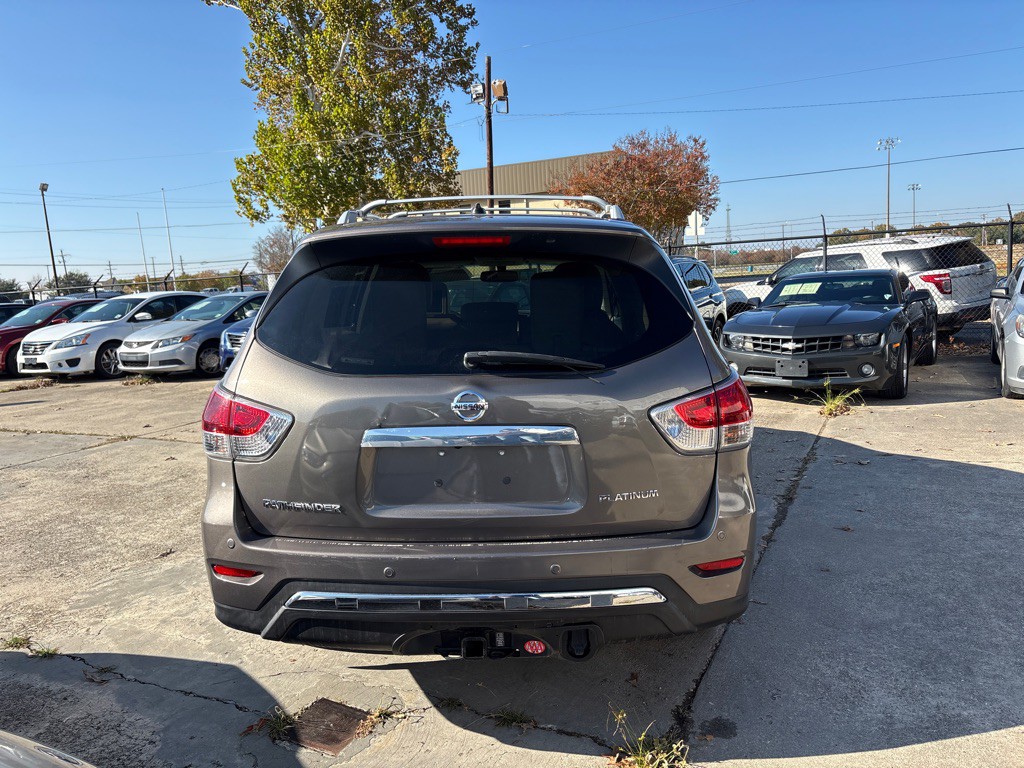 2014 Nissan Pathfinder Image 4