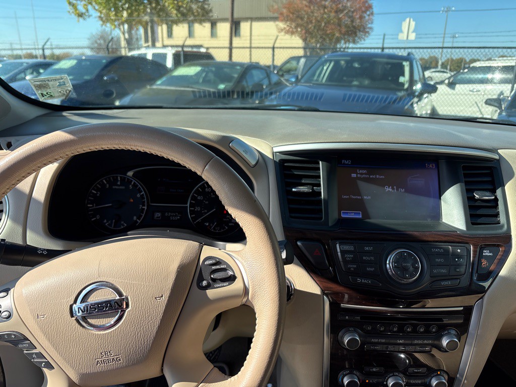 2014 Nissan Pathfinder Image 10