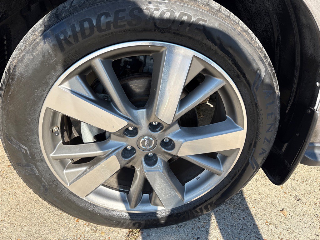 2014 Nissan Pathfinder Image 34