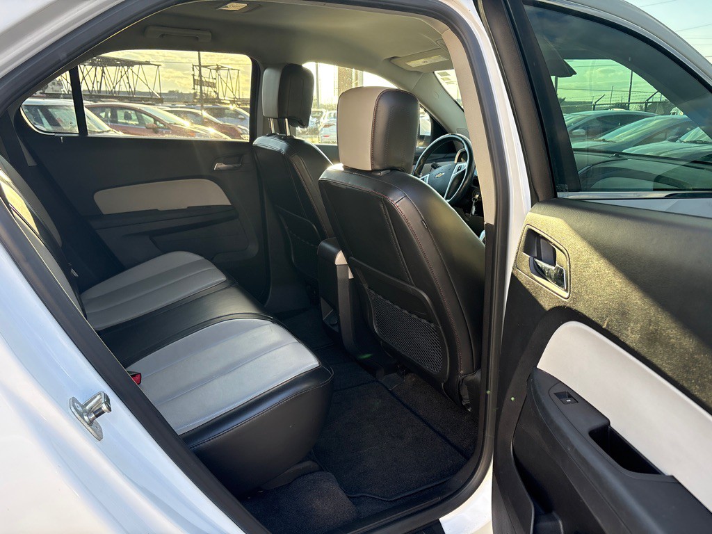 2010 Chevrolet Equinox Image 21