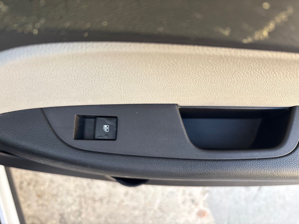 2010 Chevrolet Equinox Image 23