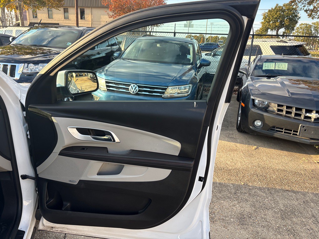 2010 Chevrolet Equinox Image 26