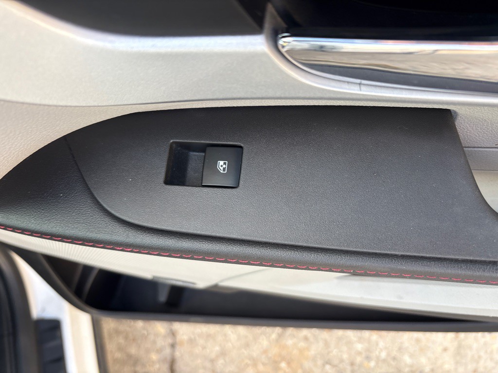 2010 Chevrolet Equinox Image 27