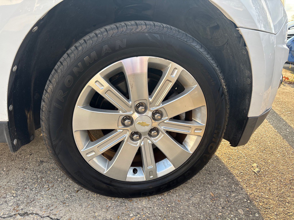 2010 Chevrolet Equinox Image 28