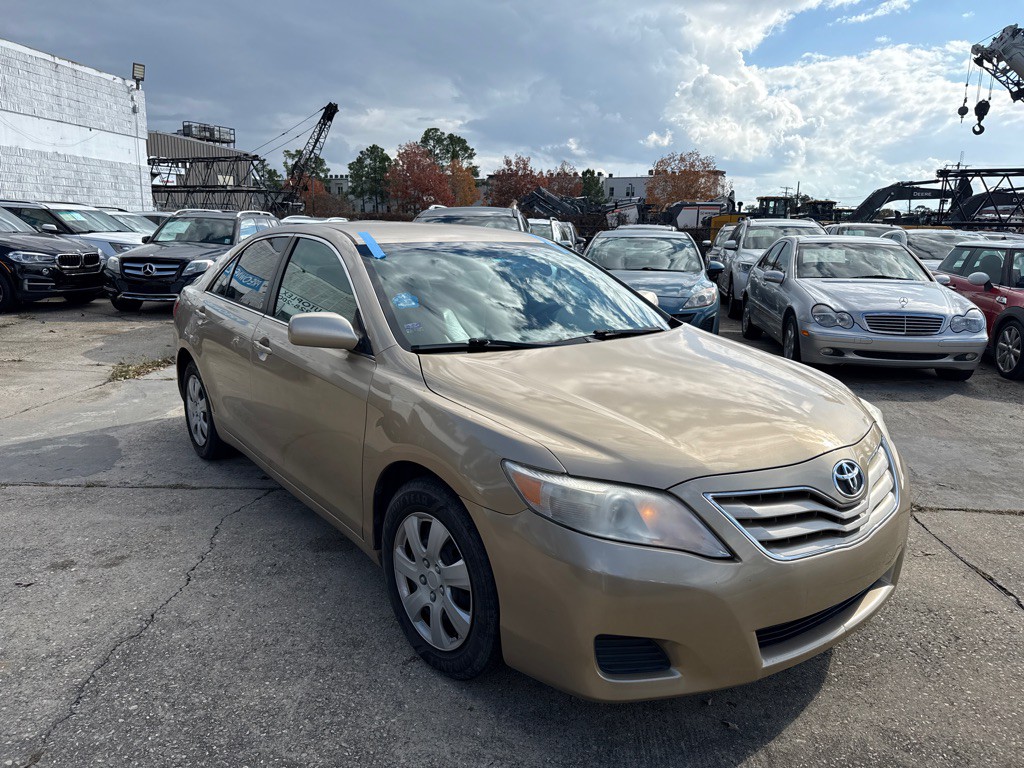 2010 Toyota Camry Image 7