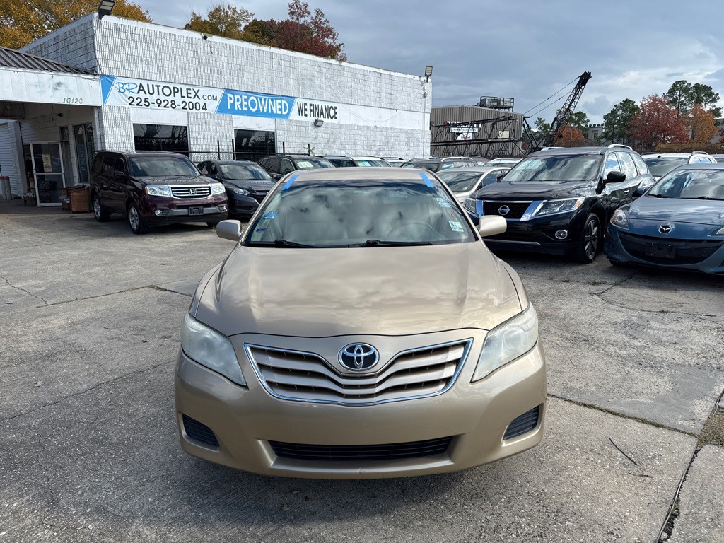 2010 Toyota Camry Image 8