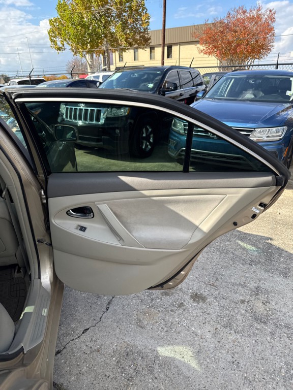 2010 Toyota Camry Image 20