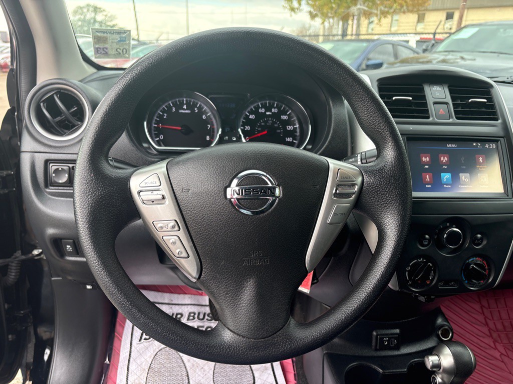 2019 Nissan Versa Image 13