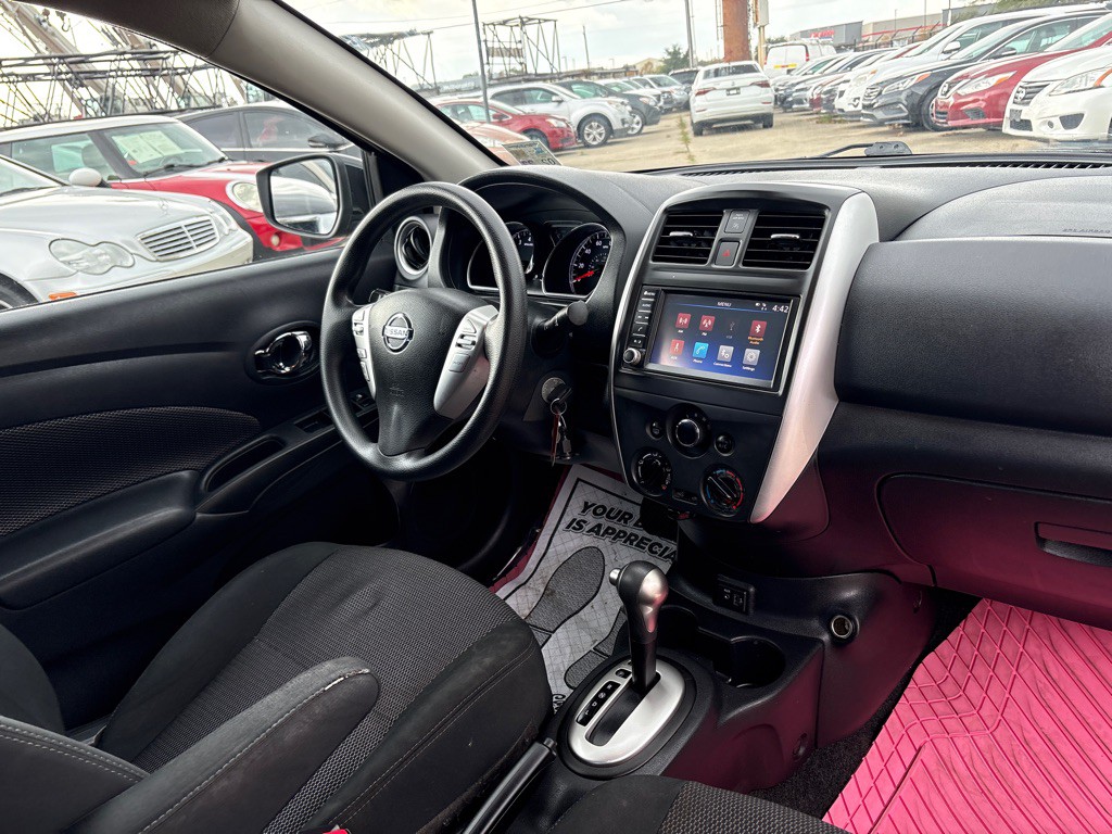 2019 Nissan Versa Image 24