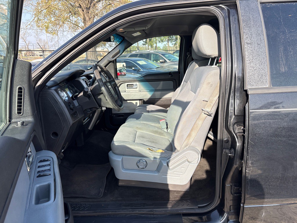 2011 Ford F-150 Image 9