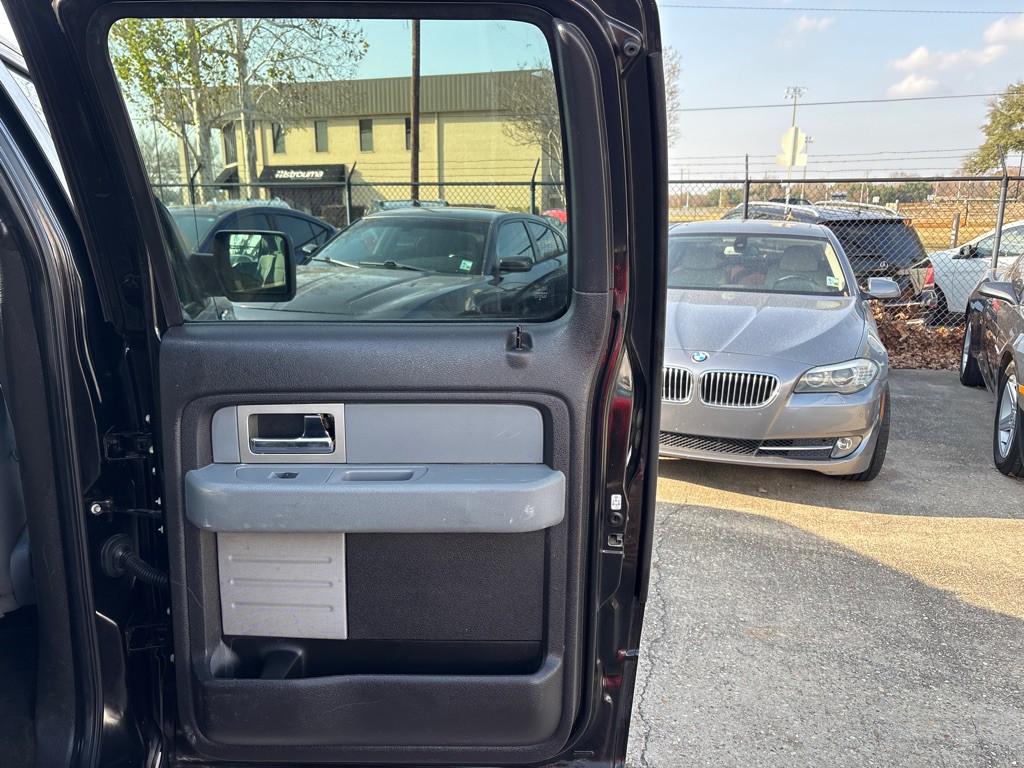 2011 Ford F-150 Image 22