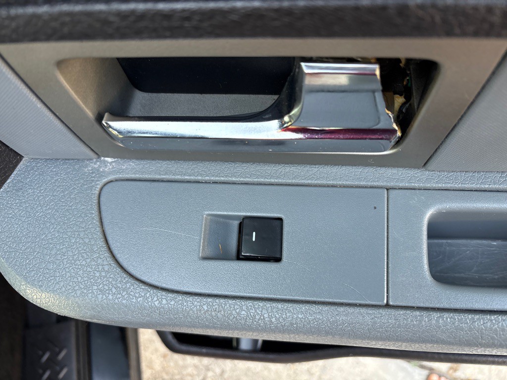 2011 Ford F-150 Image 23