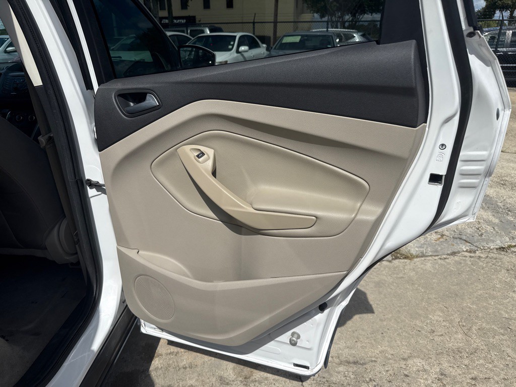 2014 Ford Escape Image 25