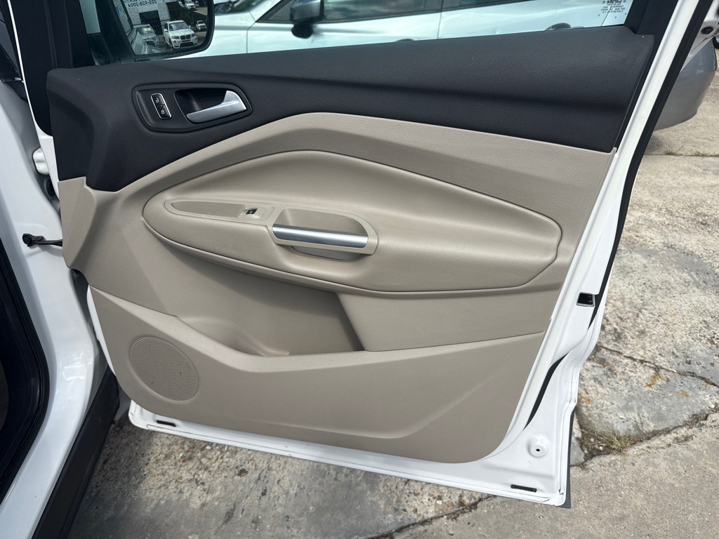 2014 Ford Escape Image 28