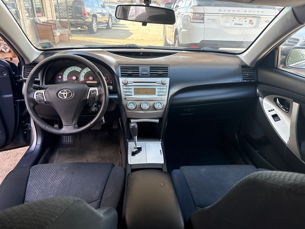 2009 Toyota Camry Image 12