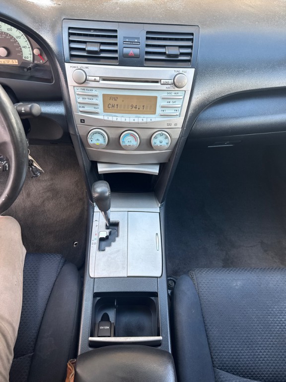 2009 Toyota Camry Image 16