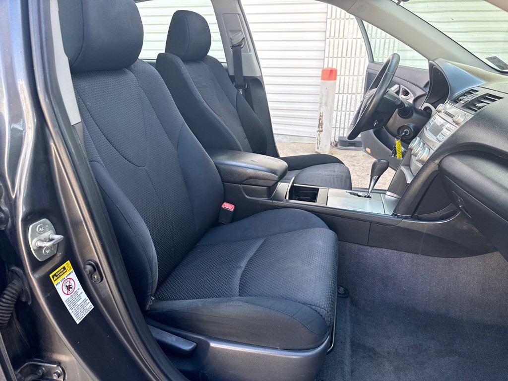 2009 Toyota Camry Image 28