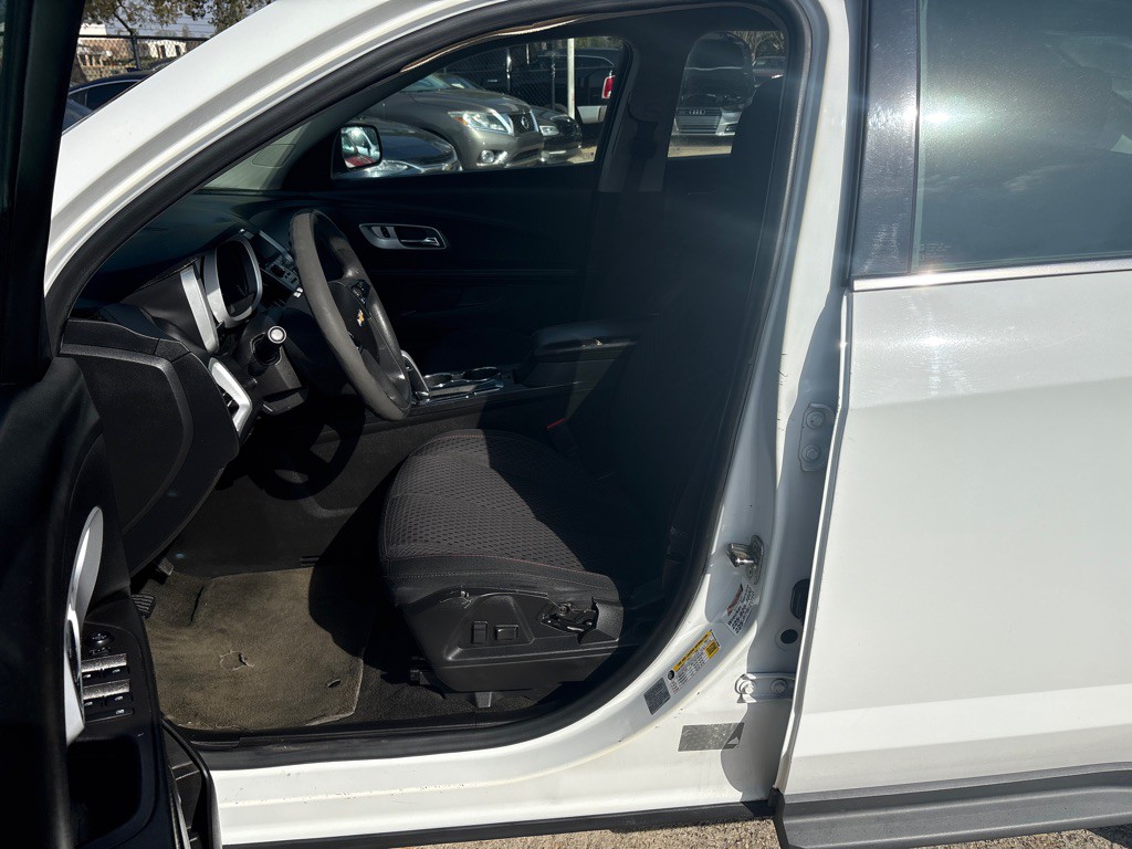 2015 Chevrolet Equinox Image 8