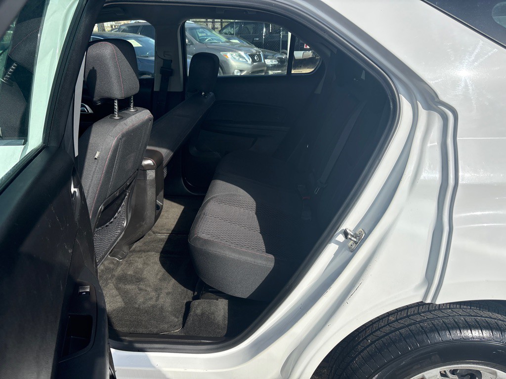 2015 Chevrolet Equinox Image 15