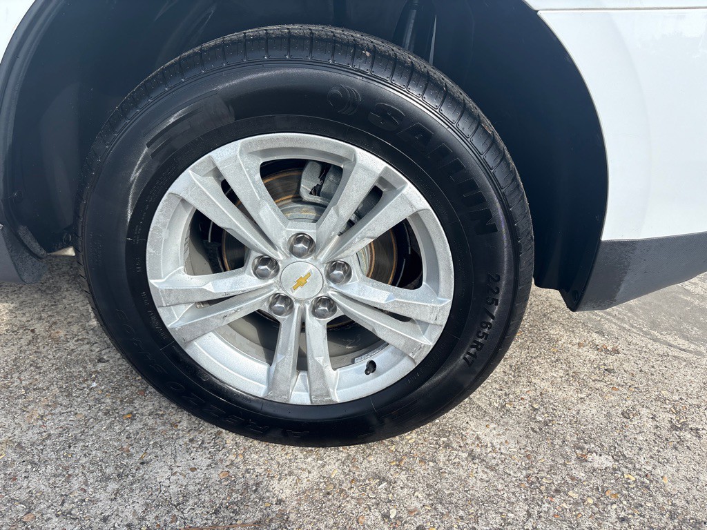 2015 Chevrolet Equinox Image 32