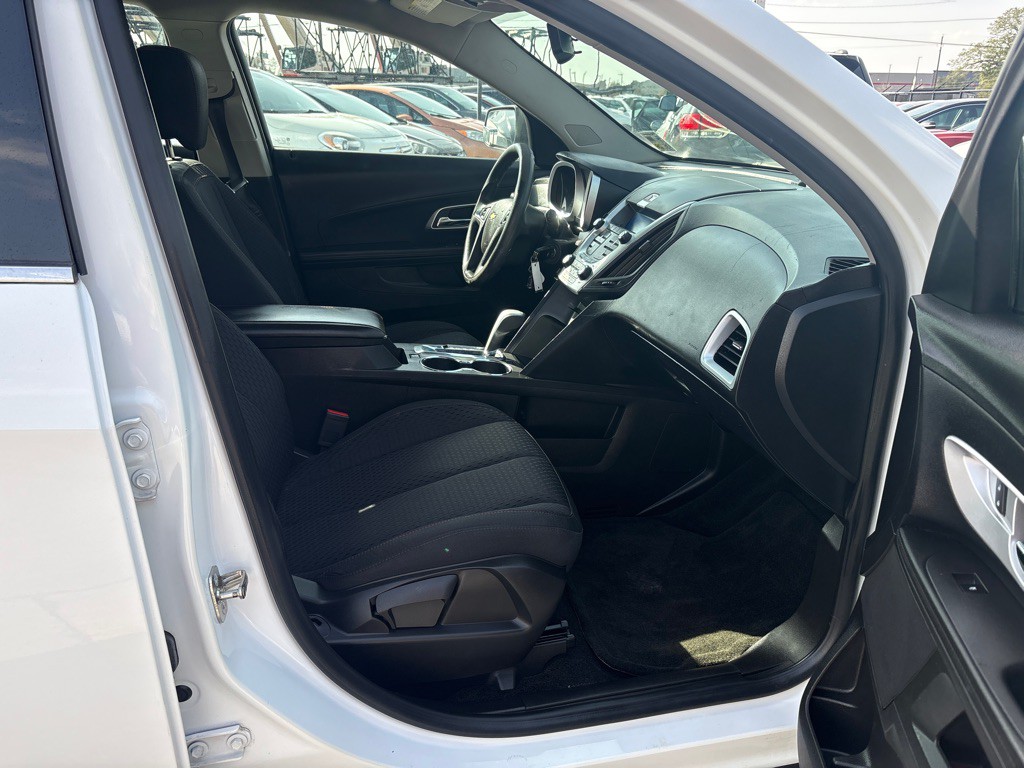 2015 Chevrolet Equinox Image 24