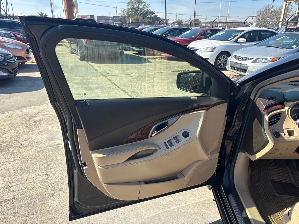 2012 Buick Lacrosse Image 14