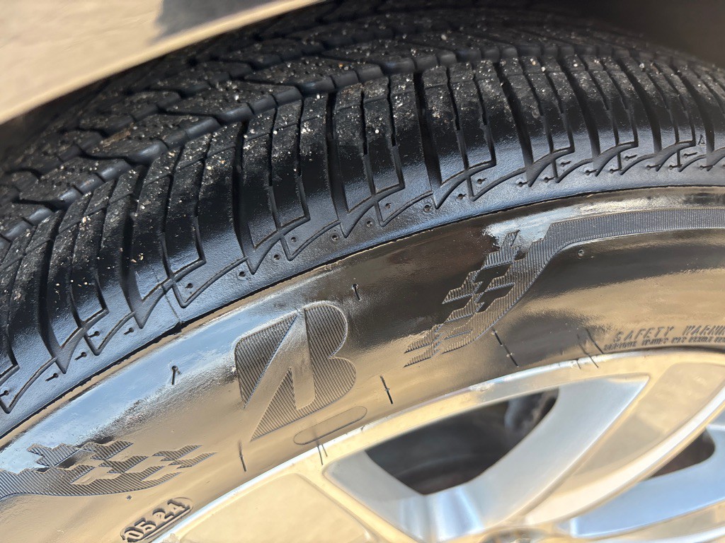 2012 Buick Lacrosse Image 32