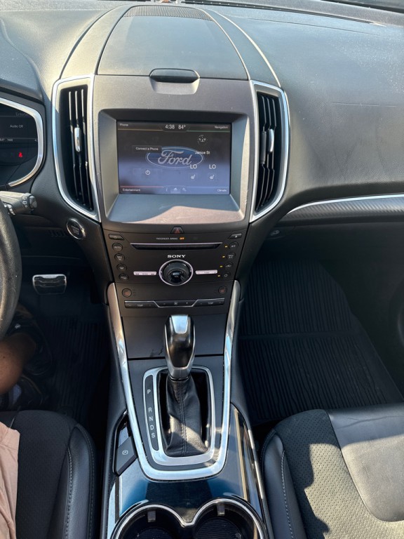 2015 Ford Edge Image 16