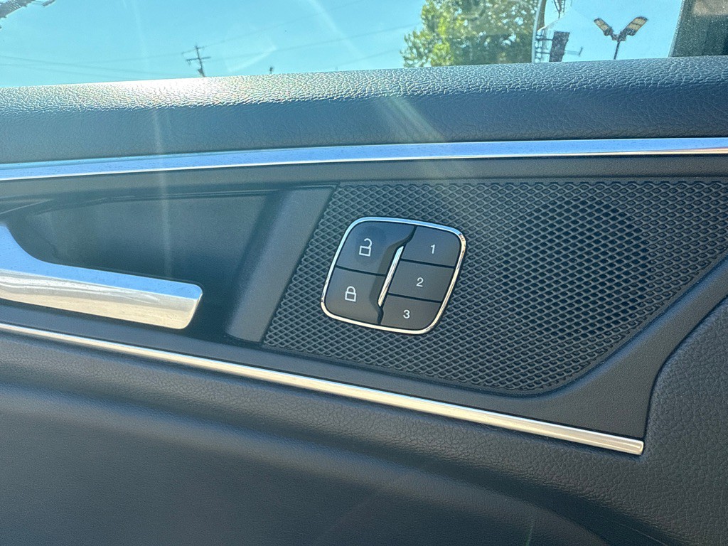 2015 Ford Edge Image 22