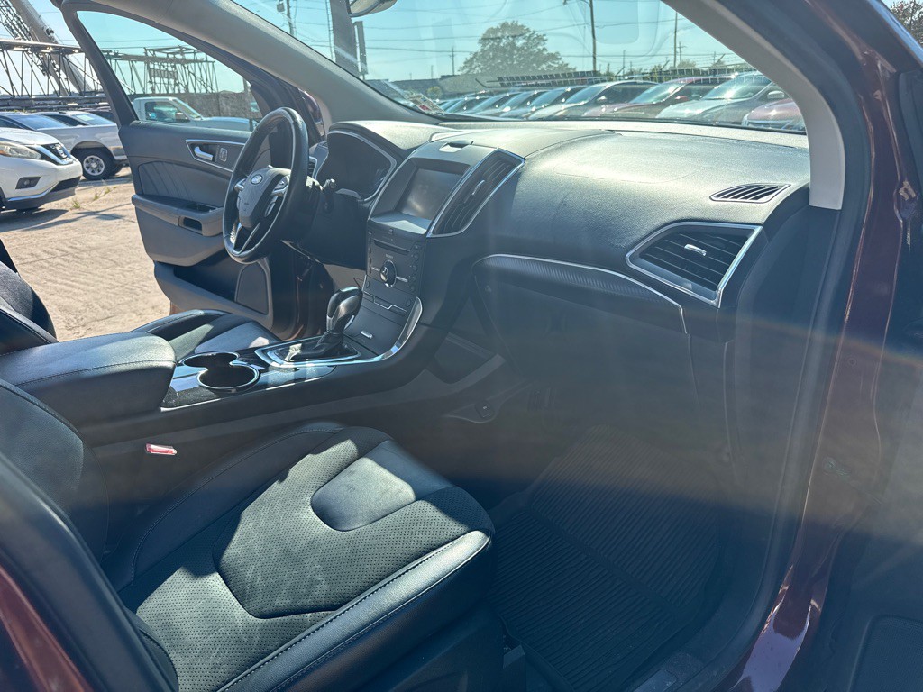 2015 Ford Edge Image 29