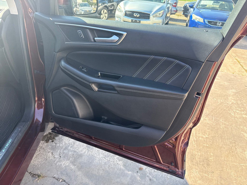 2015 Ford Edge Image 30