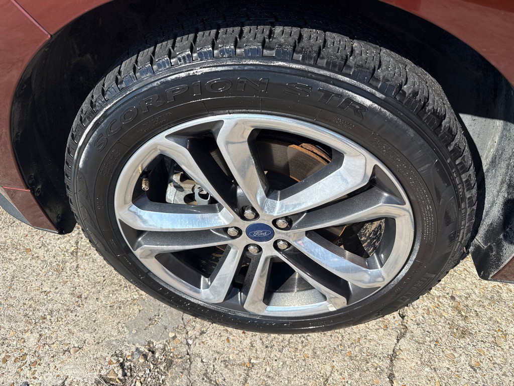 2015 Ford Edge Image 34