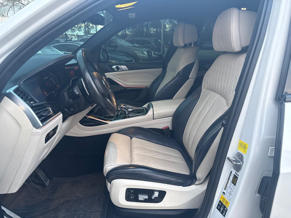 2020 BMW X7 Image 11