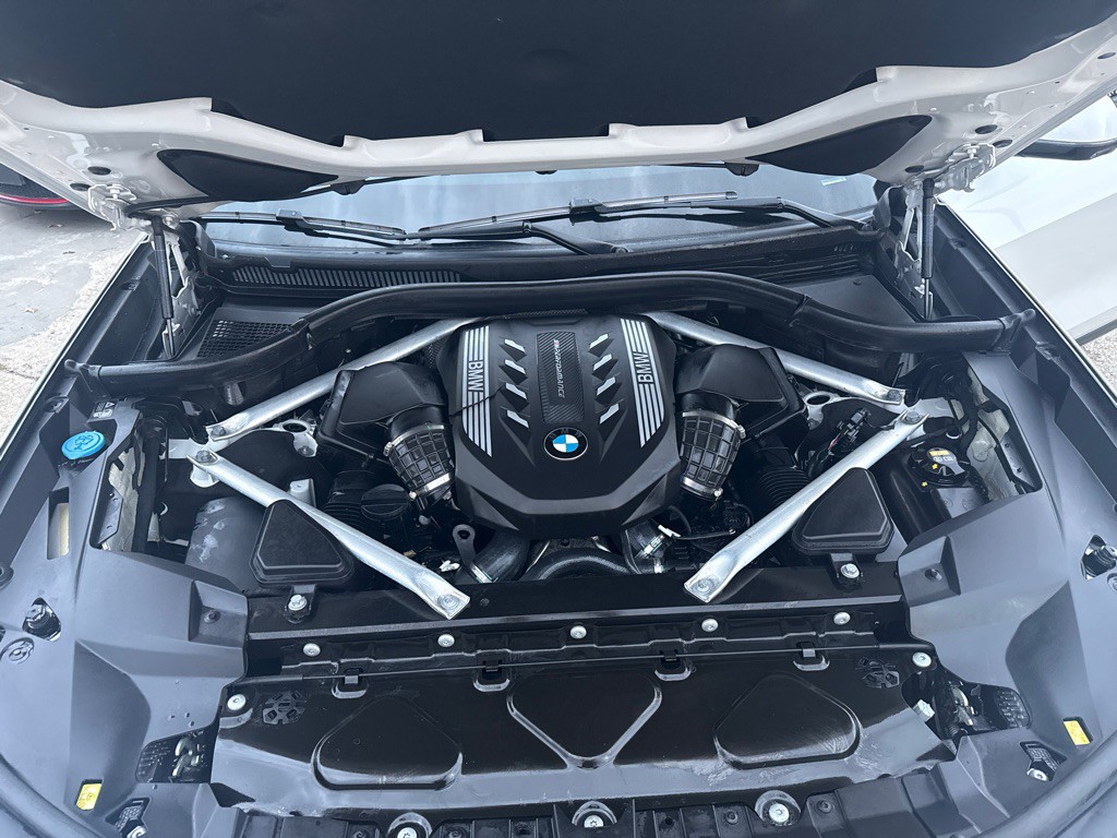 2020 BMW X7 Image 40