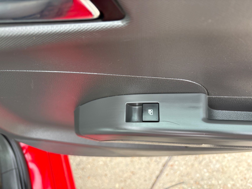 2015 Chevrolet Sonic Image 21