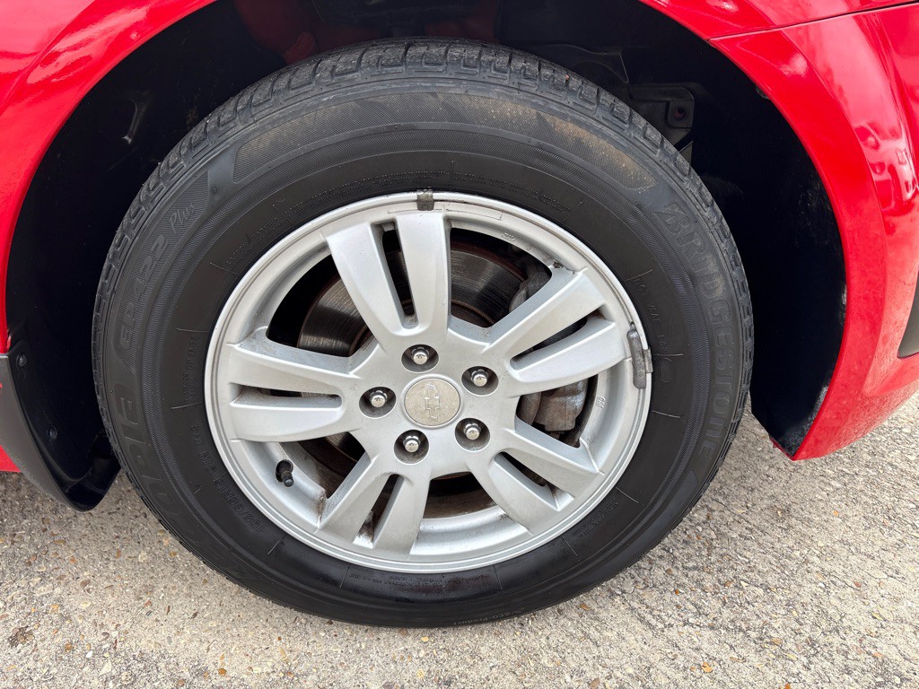 2015 Chevrolet Sonic Image 26