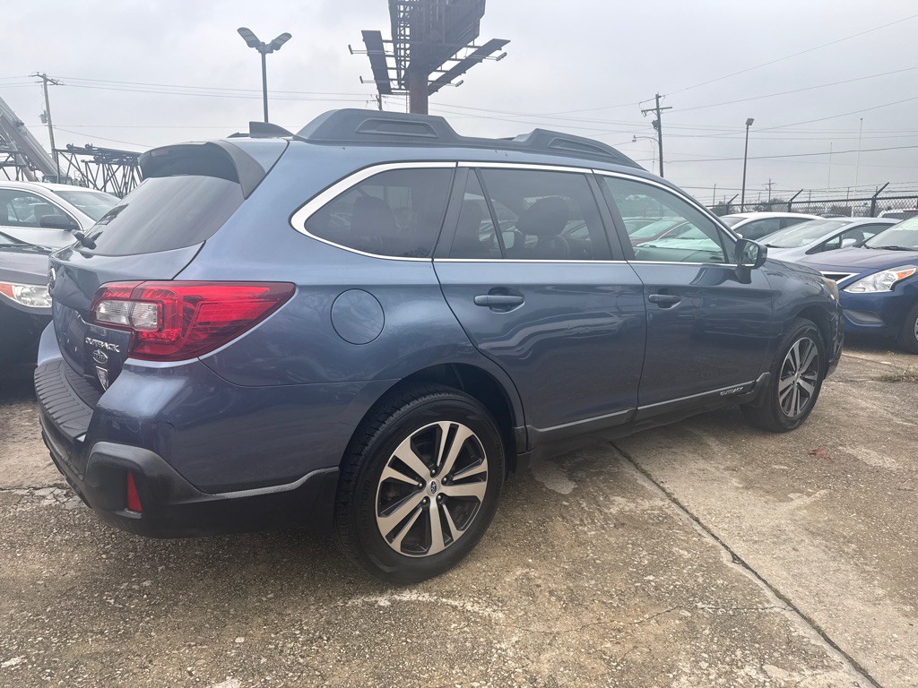 2018 Subaru Outback Image 6