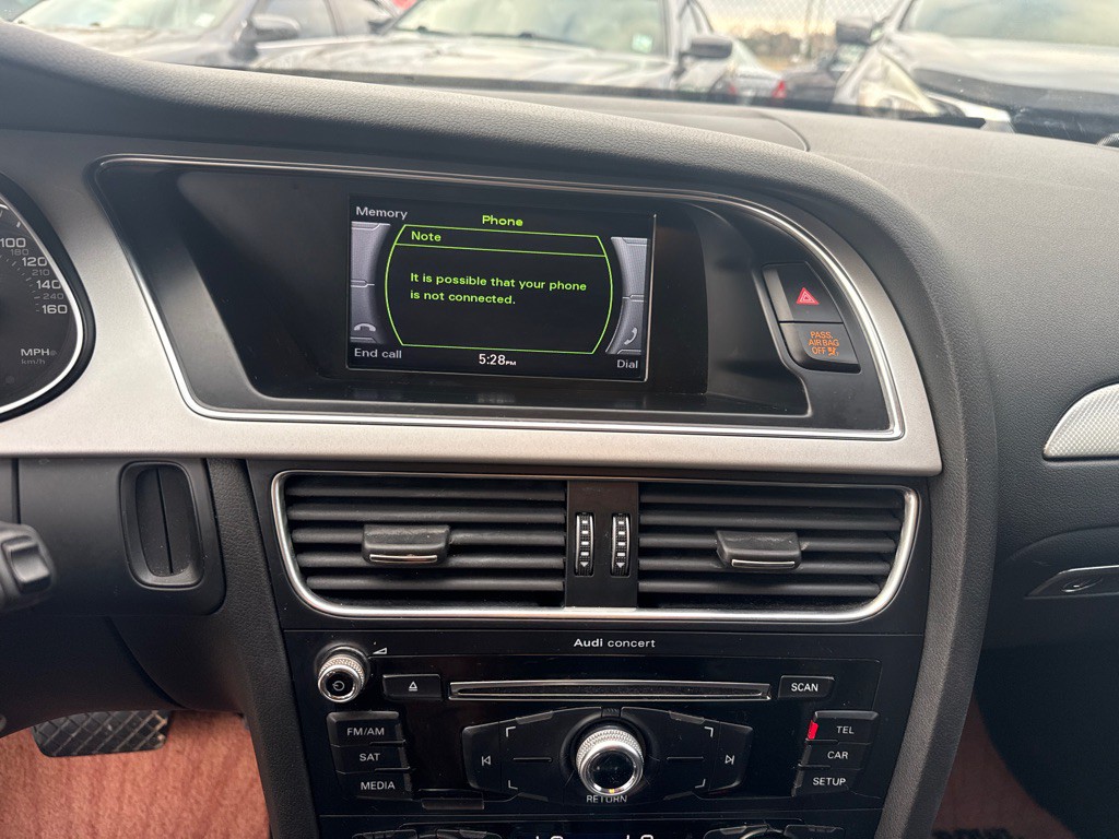 2016 Audi A4 Image 16