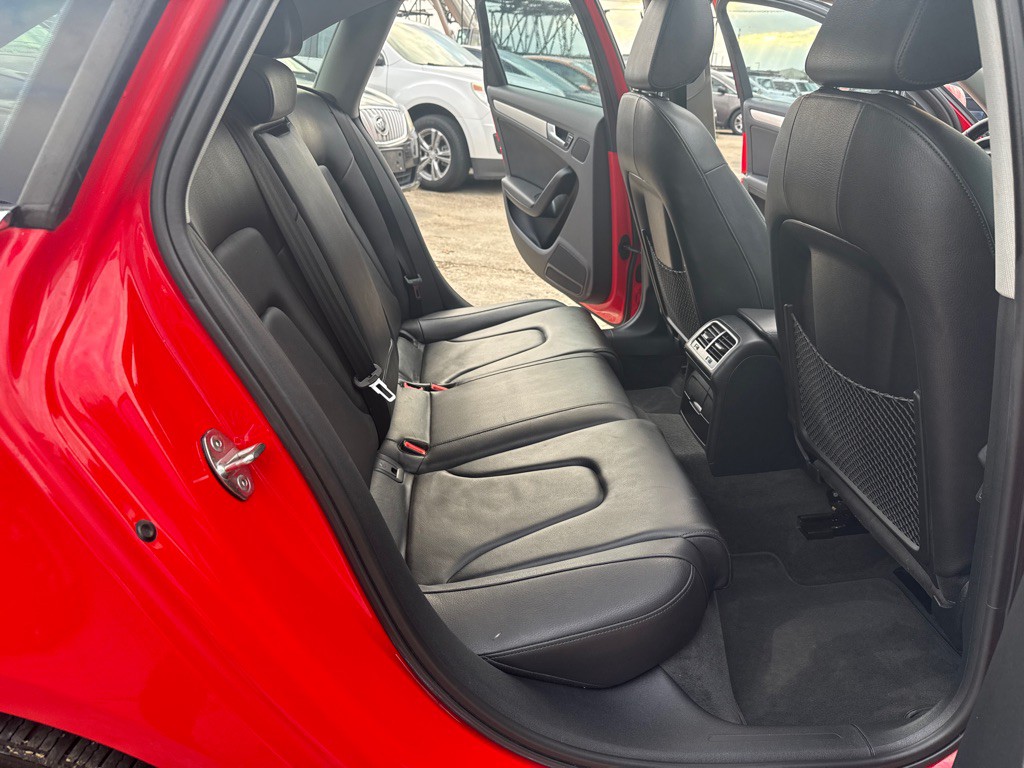 2016 Audi A4 Image 28