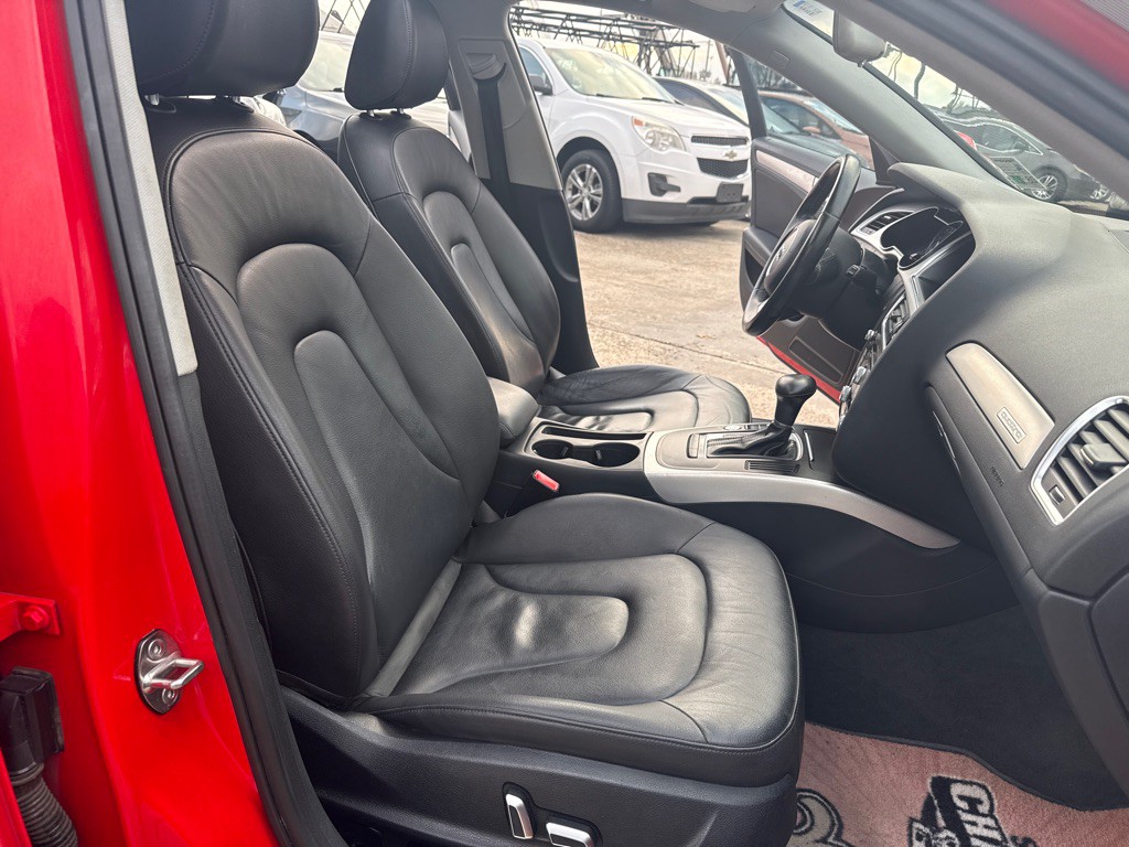 2016 Audi A4 Image 31