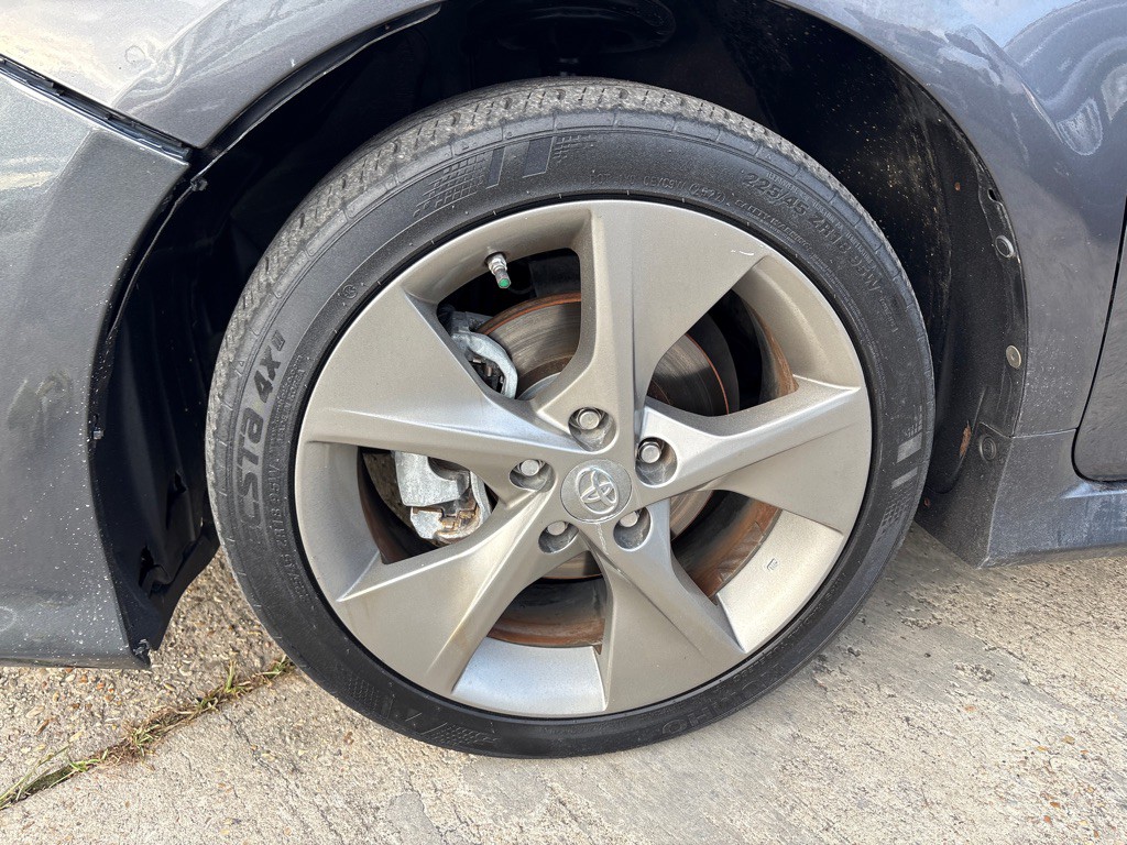 2013 Toyota Camry Image 32