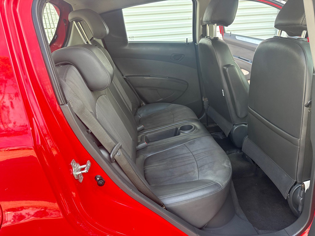 2015 Chevrolet Spark Image 12