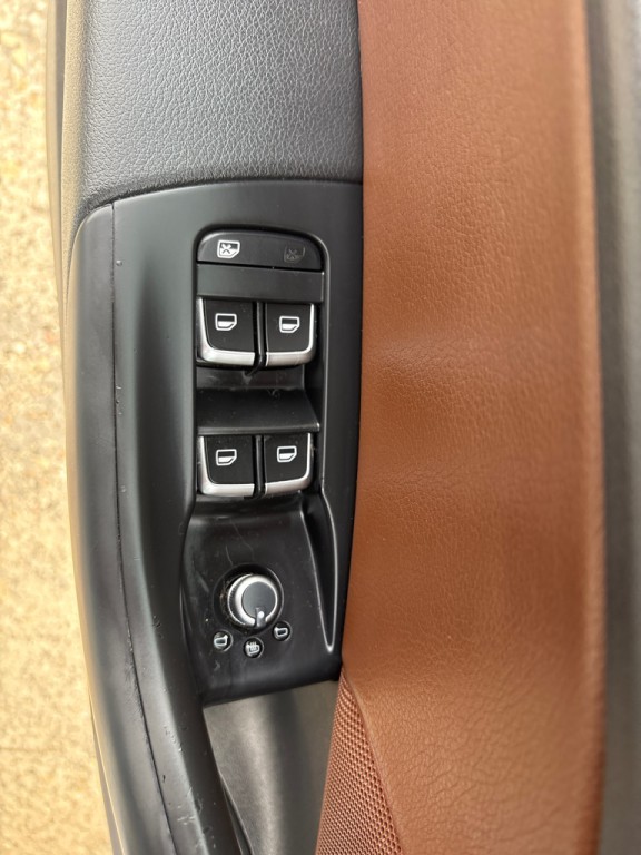 2016 Audi Q3 Image 17