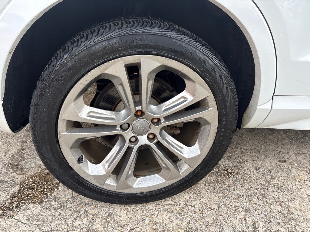 2016 Audi Q3 Image 32