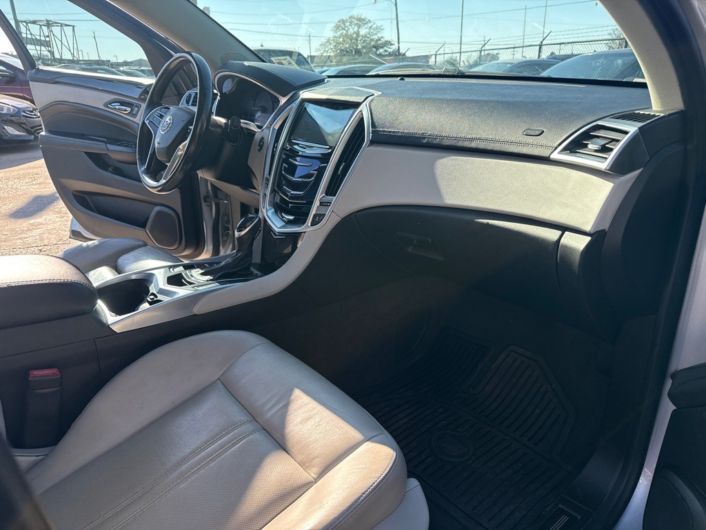 2016 Cadillac SRX Image 26