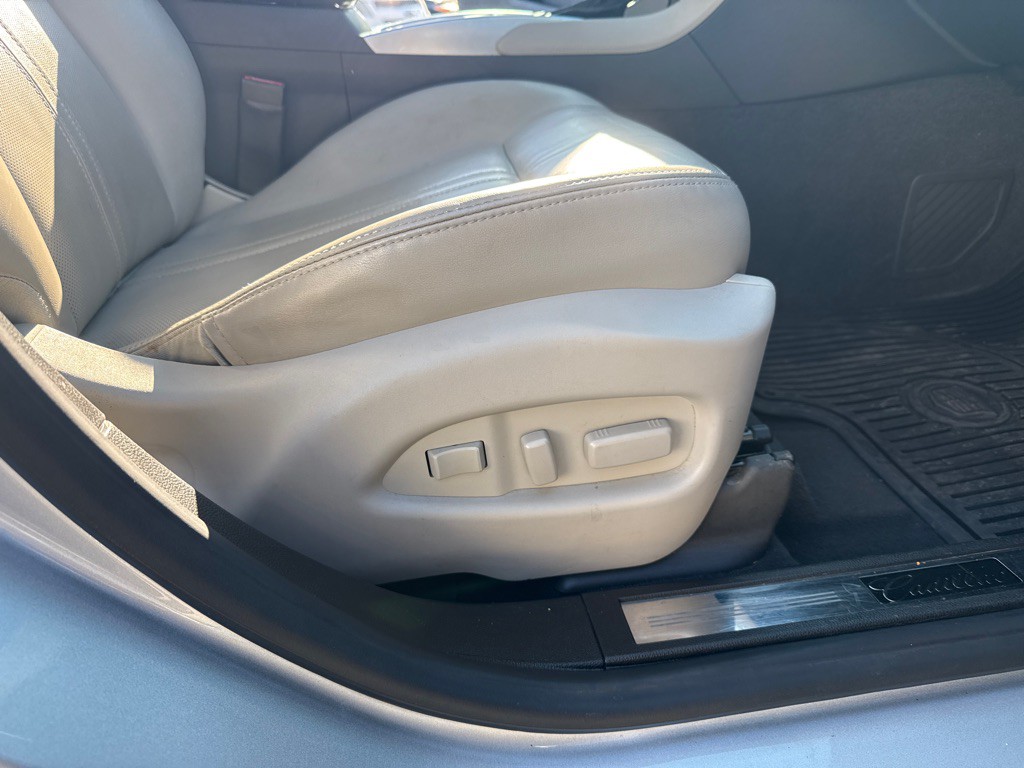 2016 Cadillac SRX Image 28