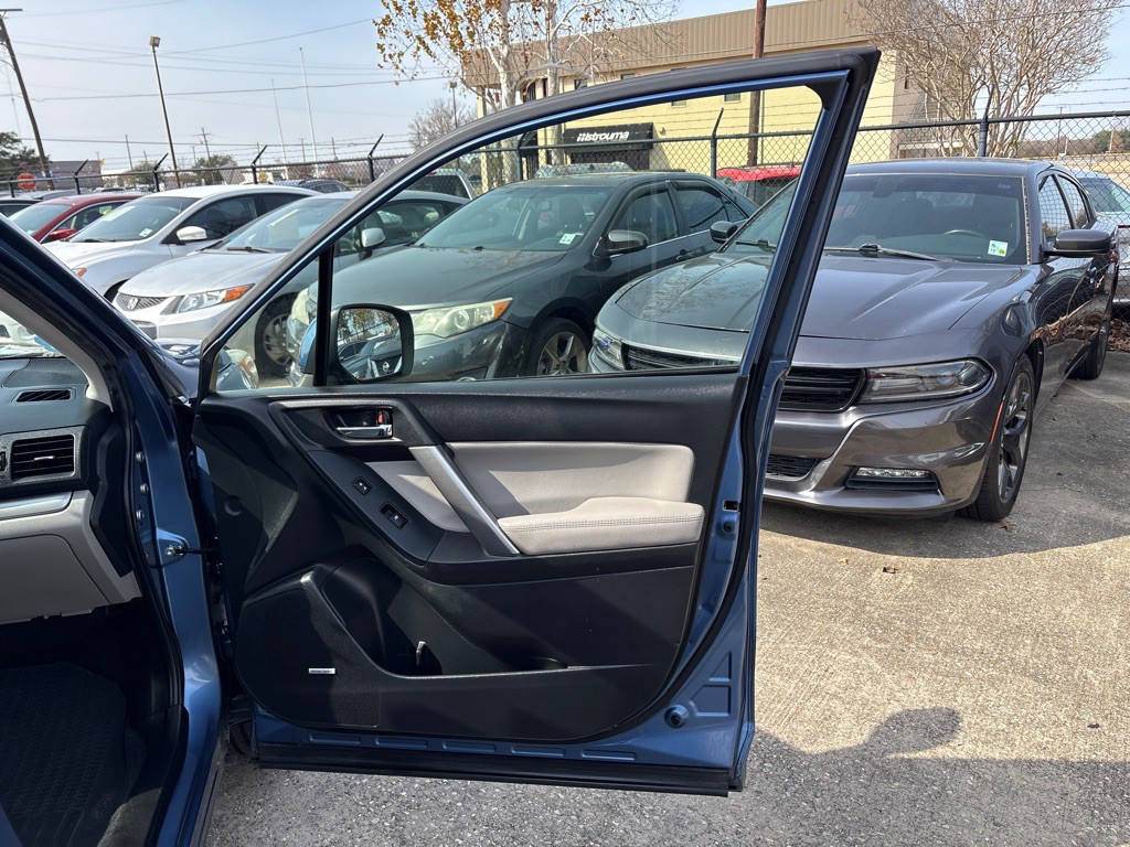 2015 Subaru Forester Image 26