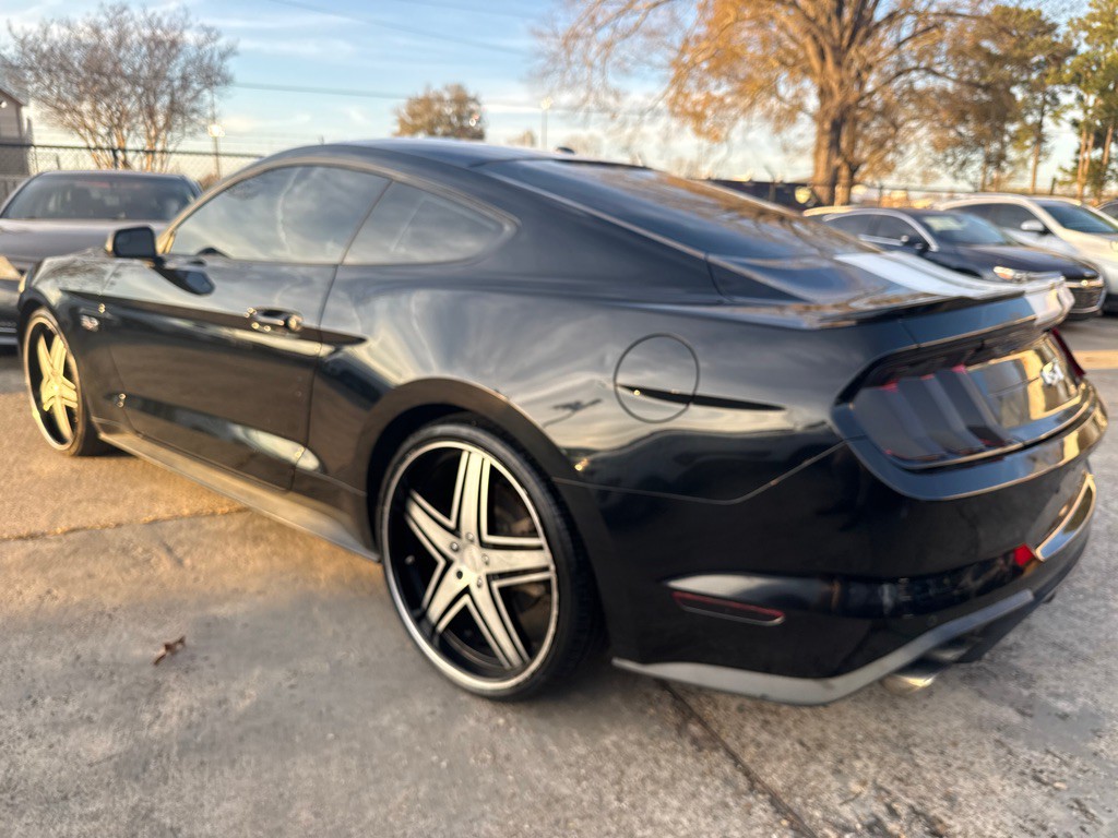 2018 Ford Mustang Image 8