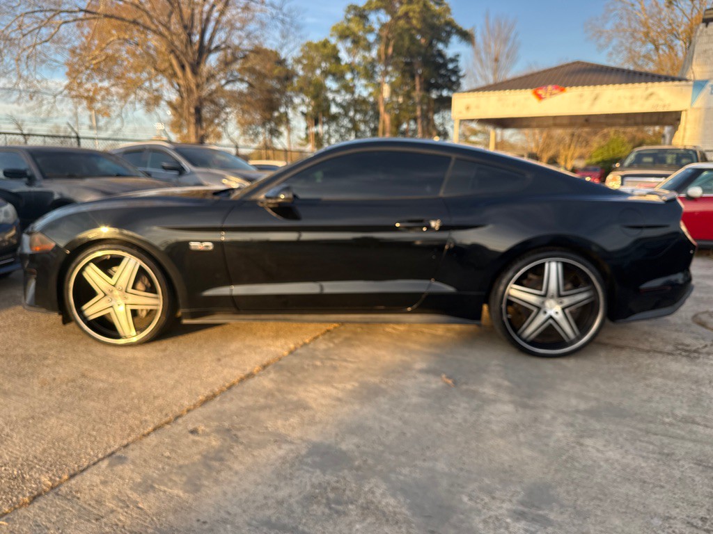 2018 Ford Mustang Image 9